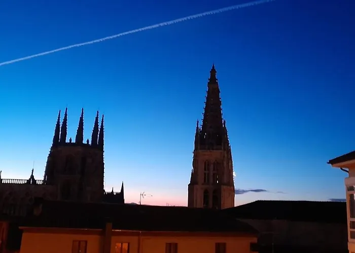 Cathedral And Castle Apartment