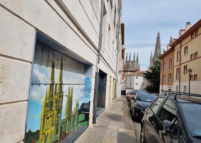 Cathedral And Castle Apartment